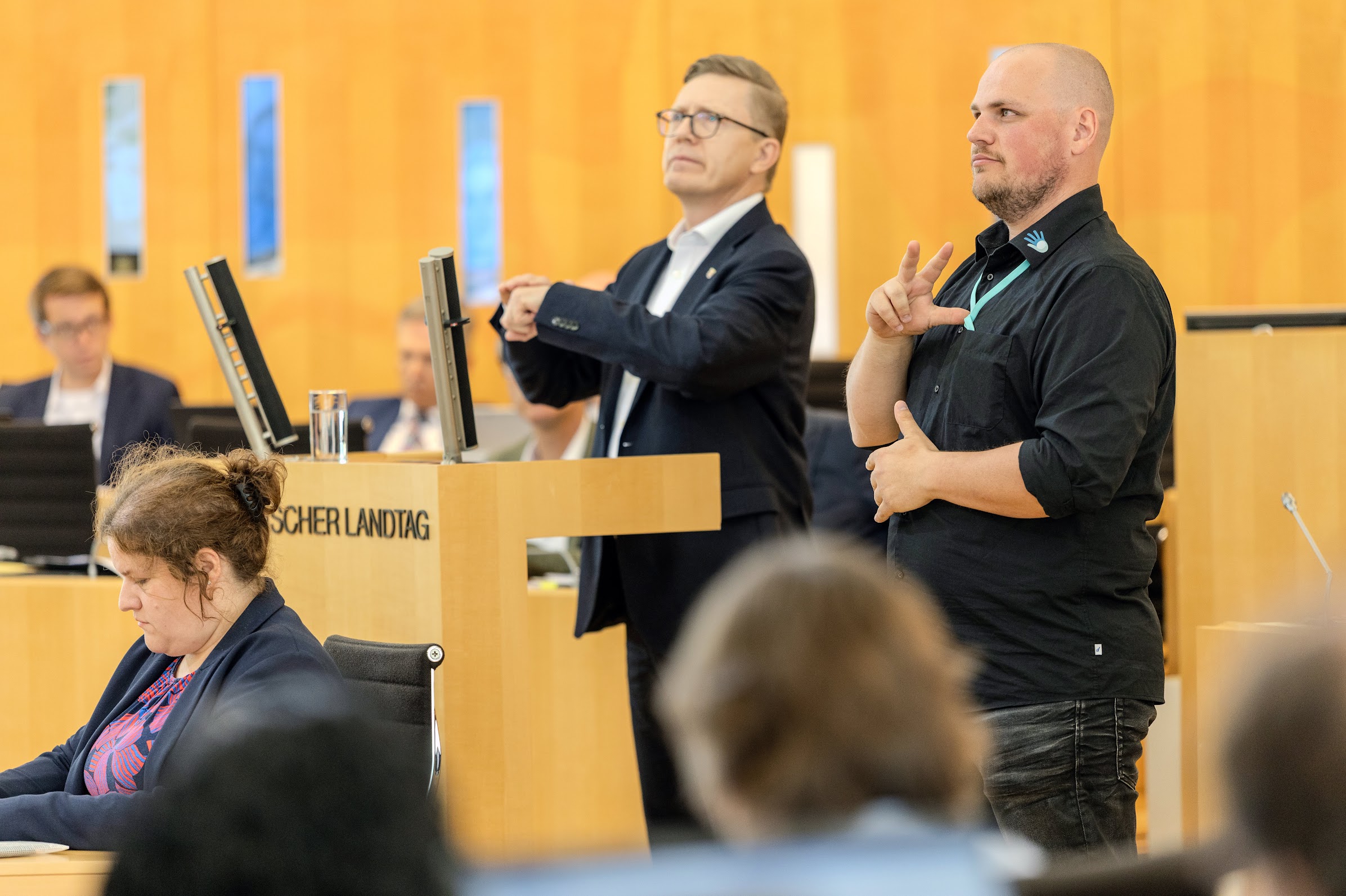 Entschließungsantrag zu Sprachdeprivation im Hessischen Landtag
