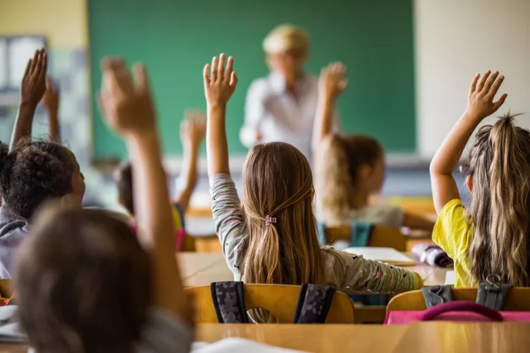 Überarbeitetes Forderungspapier zum Thema Bildung